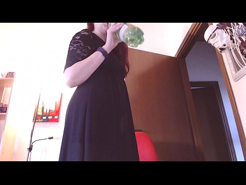 ❤️ 一个喜欢脏兮兮的内裤的顺从的奴隶，在看完这段视频后被迫自慰！这是个很好的例子。 ️ Fucking️❤